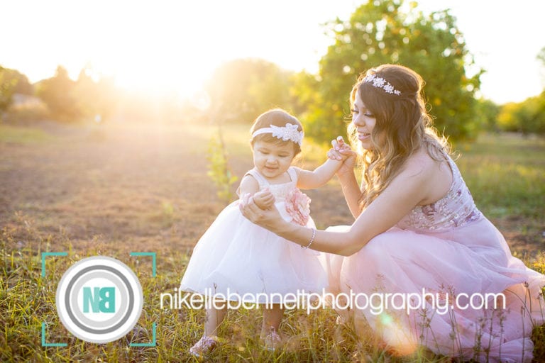 Maternity mom and daughter photography